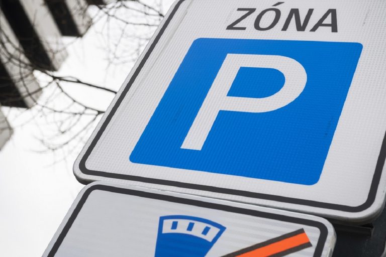 vyhradené parkovanie pre rezidentov PAAS v zóne Tehelné pole v bratislavskej mestskej časti Nové mesto